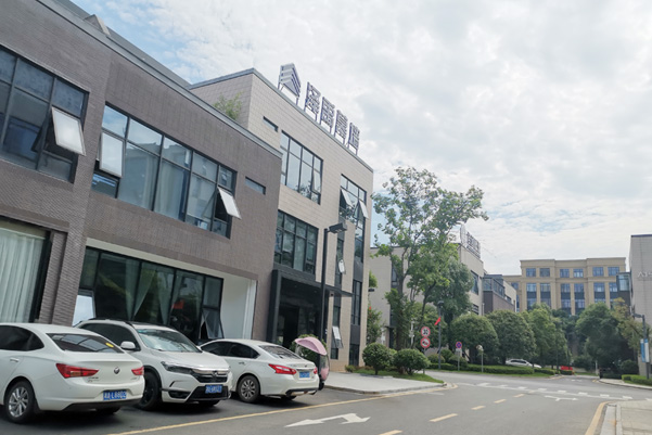 成功签定 泽禹幕墙 网站公司升级改版合同